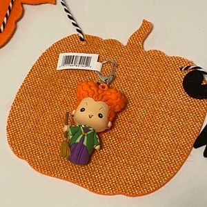 Spirit Halloween Hocus Pocus Keychain